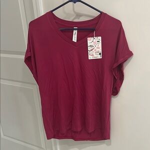 Latched mama daily nursing tee